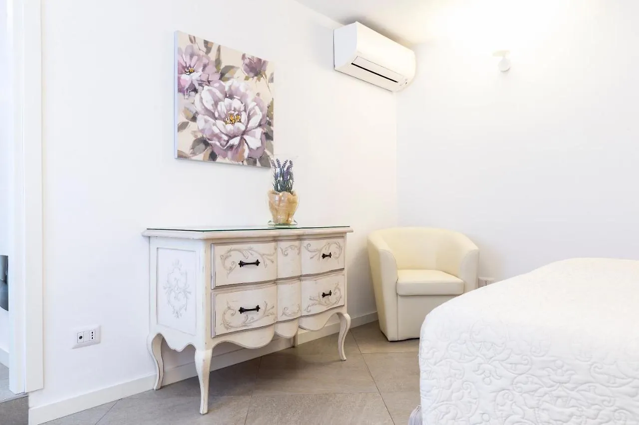 בית הארחה מלון ורנה Casa Contrada Bella